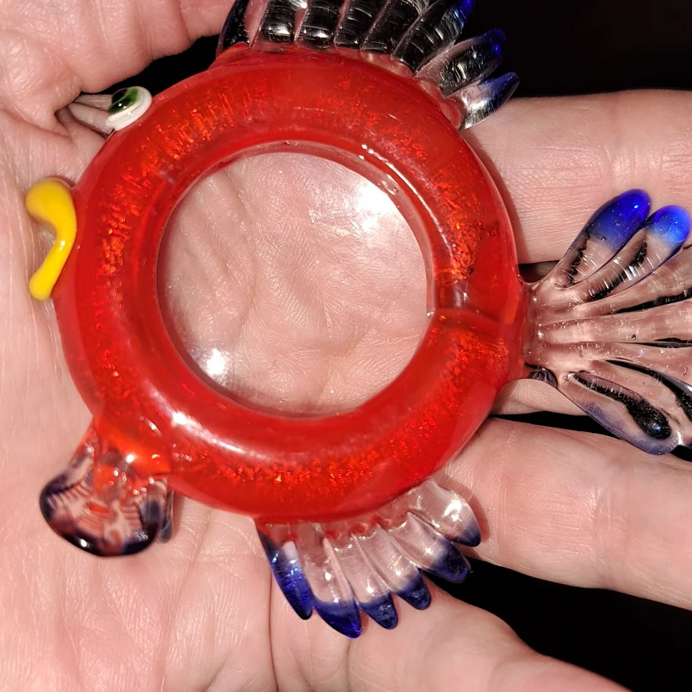Glass Pier 1 Imports GILLY Fish Magnifier Loupe Magifying Blown Glass